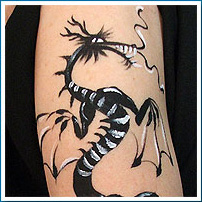 dragon_black_white_striped_arm_thunbnail8