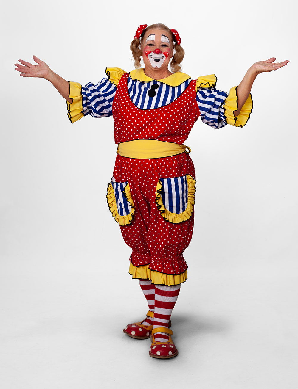 Maggie the Magical Clown